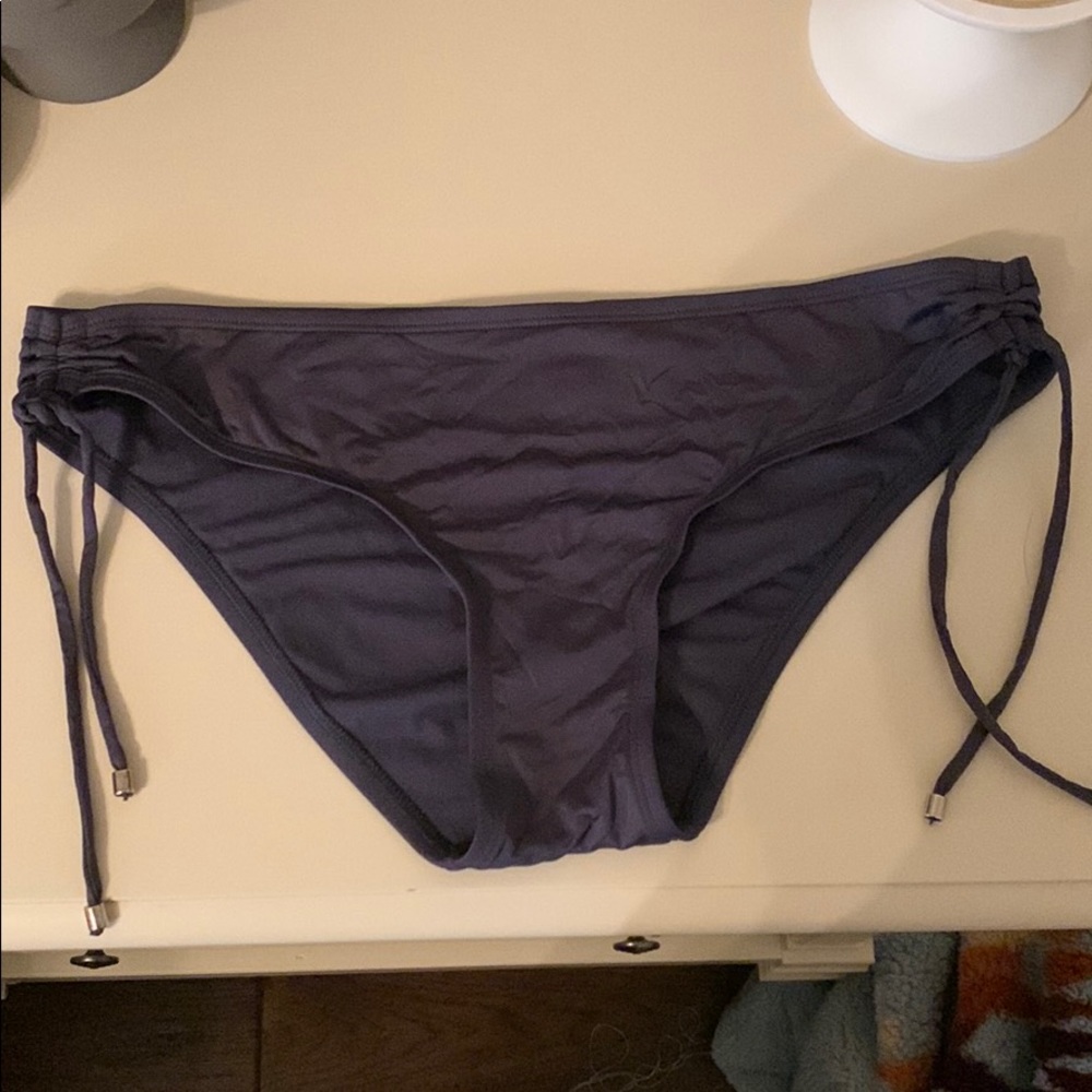 Bathing suit bottoms